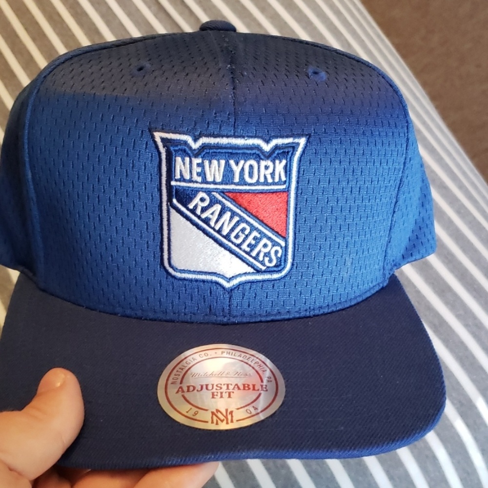Mens adjustable hat - Picture 1 of 3